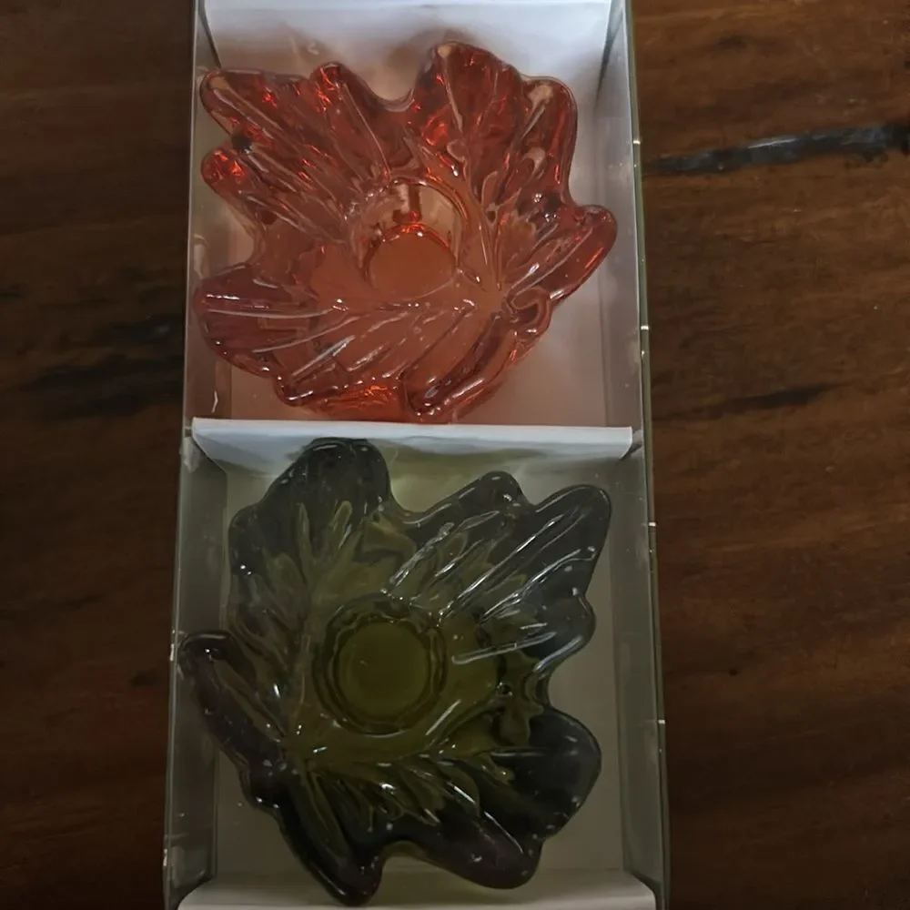 William Sonoma Set 4  Autumn Leaf Glass Taper Candle Holders Brand New!